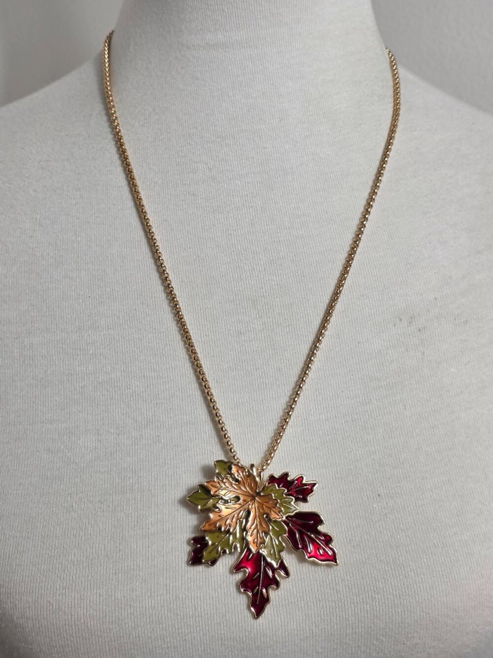 Tri-Colored Enamel Maple Leaf Pendant Necklace Gold Tone Chain